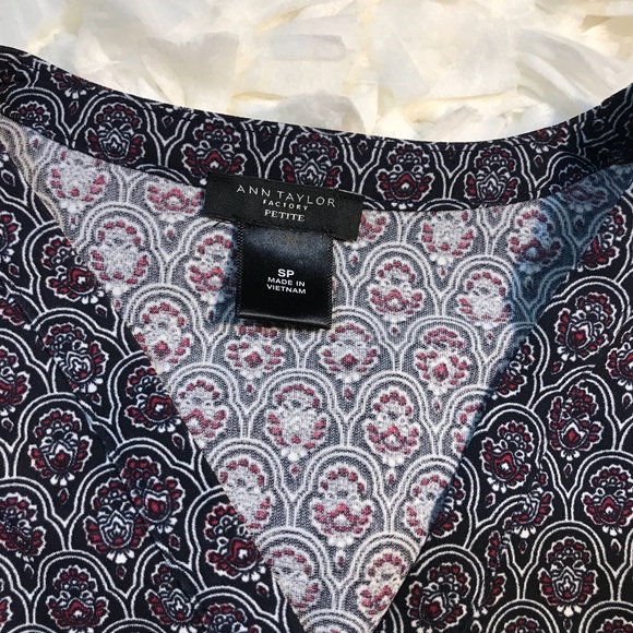 ANN TAYLOR FACTORY  cute tunic EUC - Picture 2 of 4
